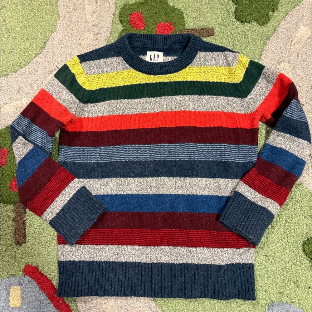 GAP sweater XS (Size 4-5)